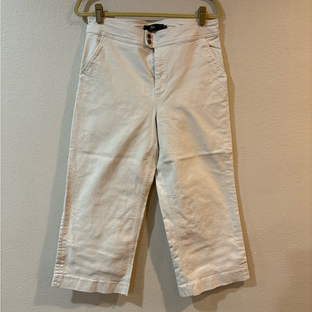 Boden Off-White Cropped Denim Trousers with Button Detail